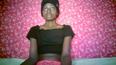 Snapshot of therry_heart chatting on April 13, 2026, 3:56 am hearty online show from April 13, 2026, 3:56 am