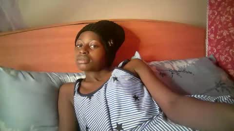 Snapshot of therry_heart chatting on April 15, 2026, 4:08 am hearty online show from April 15, 2026, 4:08 am