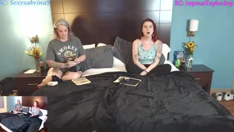 Snapshot of thesexperts420 chatting on March 9, 2025, 6:28 am TheSexperts420 online show from March 9, 2025, 6:28 am