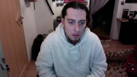 Snapshot of theshowercock chatting on October 21, 2025, 12:11 am theshowercock online show from October 21, 2025, 12:11 am