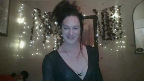 Snapshot of thesillymillie chatting on November 13, 2025, 2:54 am sillymillie0 online show from November 13, 2025, 2:54 am