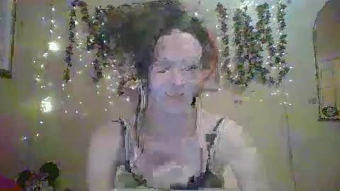 sillymillie0 online show from April 16, 2026, 9:39 pm