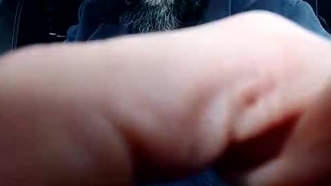 Snapshot of thesixpack_ chatting on March 5, 2026, 1:51 pm thesixpack_ online show from March 5, 2026, 1:51 pm