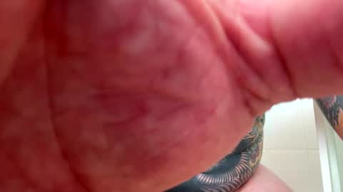 The tattooed online show from September 18, 2025, 4:14 am