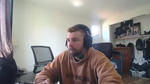 Snapshot of theufcfan_8181 chatting on April 28, 2026, 9:42 pm troy online show from April 28, 2026, 9:42 pm