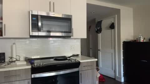 Sapphire the Vixen online show from April 4, 2026, 2:14 pm