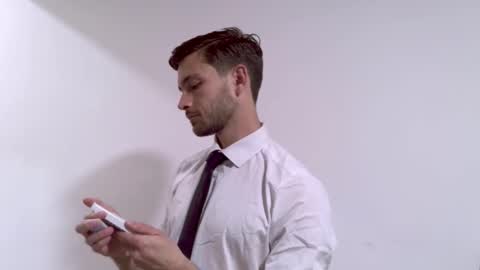 The Waiter online show from November 25, 2025, 5:35 pm