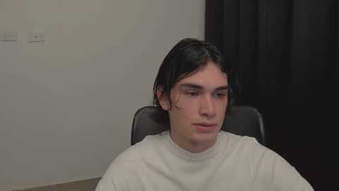 thiaan__ online show from February 28, 2025, 3:04 am