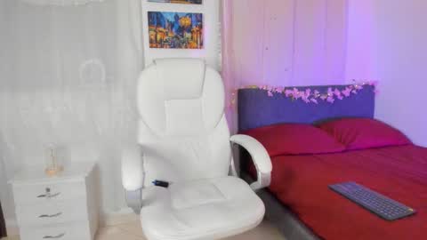 Snapshot of thiago_james69 chatting on October 17, 2025, 4:48 am Manuel online show from October 17, 2025, 4:48 am