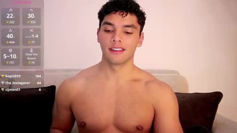 Snapshot of thiago_l chatting on February 19, 2025, 12:25 am Just Thiago online show from February 19, 2025, 12:25 am