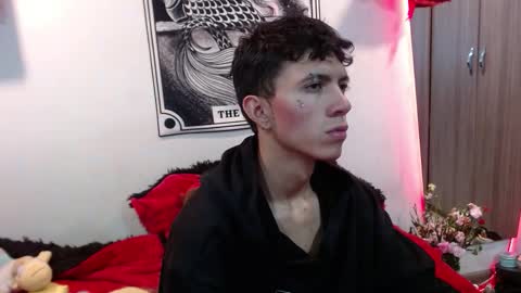 thiago_n_sam online show from December 16, 2025, 3:22 am