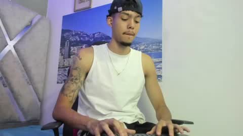 Snapshot of thiago_preston chatting on June 24, 2026, 7:46 pm Thiago online show from June 24, 2026, 7:46 pm