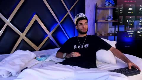Snapshot of thiagoferreti_ chatting on May 26, 2026, 3:13 am ThiagoFerreti online show from May 26, 2026, 3:13 am