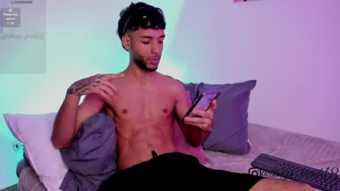 ThiagoFerreti online show from July 17, 2026, 3:24 am