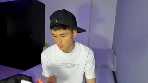 Thiago Wells online show from October 10, 2025, 8:41 pm