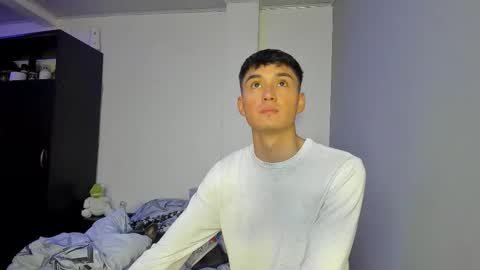 Thiago Wells online show from October 22, 2025, 4:18 pm