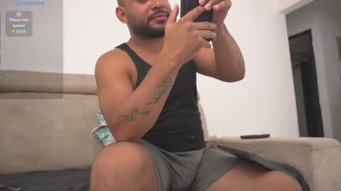 thiagoxbig online show from May 23, 2026, 10:47 pm