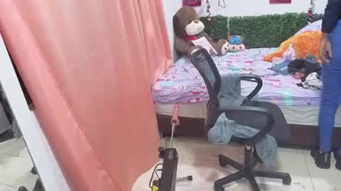 thiana_horny online show from July 15, 2026, 12:10 pm