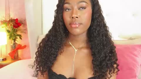 Snapshot of thianalopez chatting on February 12, 2026, 10:27 pm ThianaLopez online show from February 12, 2026, 10:27 pm