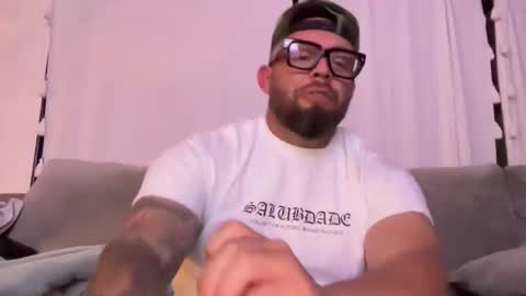 thiccbull12 online show from June 4, 2026, 9:48 am