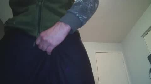 Snapshot of thick2handcurve chatting on December 22, 2024, 11:00 am thick2handcurve online show from December 22, 2024, 11:00 am