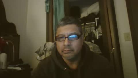 Snapshot of thick696996 chatting on December 16, 2024, 8:31 am thick696996 online show from December 16, 2024, 8:31 am