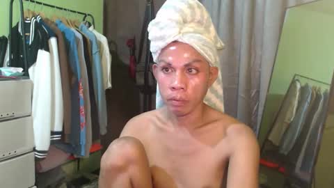 gil online show from October 4, 2025, 12:30 am