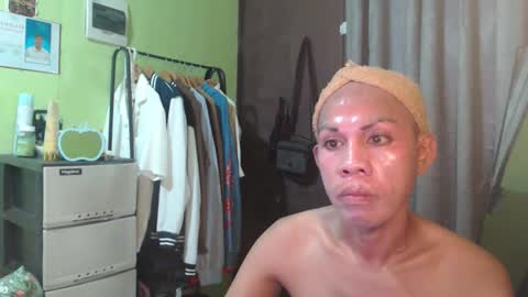 gil online show from October 10, 2025, 10:47 am