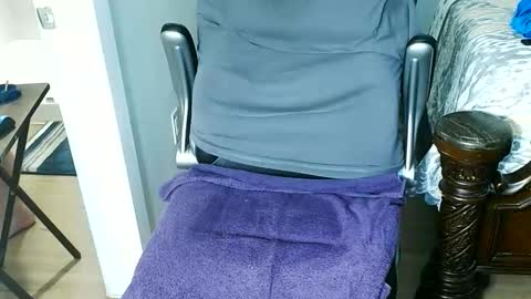 cock is thick online show from April 1, 2026, 1:17 am