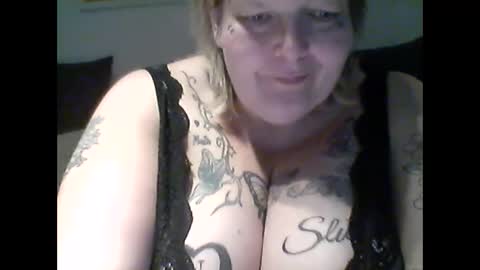 Snapshot of thickdarkangel chatting on May 22, 2026, 6:46 pm thickdarkangel online show from May 22, 2026, 6:46 pm