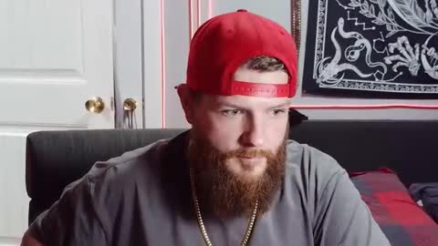 Snapshot of thickhandsomeman chatting on December 15, 2024, 3:45 am ThickHandsomeMan online show from December 15, 2024, 3:45 am