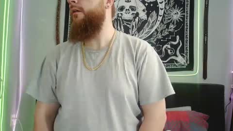 Snapshot of thickhandsomeman chatting on January 17, 2025, 4:57 pm ThickHandsomeMan online show from January 17, 2025, 4:57 pm