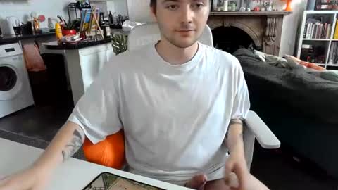 Snapshot of thickpl4ntguy chatting on July 13, 2026, 5:27 pm thickpl4ntguy online show from July 13, 2026, 5:27 pm