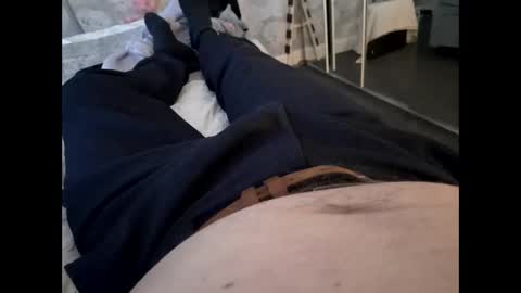 thicksingarters online show from December 5, 2024, 2:11 pm