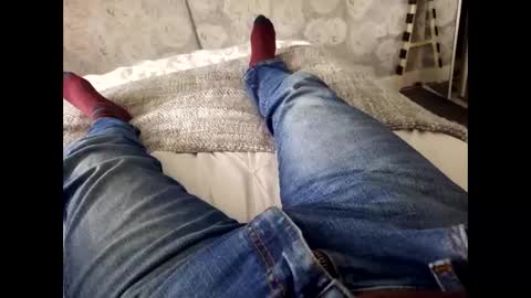 thicksingarters online show from December 12, 2024, 1:28 pm