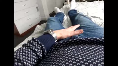 thicksingarters online show from December 25, 2024, 12:15 pm