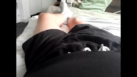 thicksingarters online show from October 7, 2025, 10:12 am