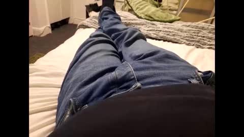 thicksingarters online show from October 24, 2025, 6:48 pm