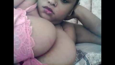 Snapshot of thicky_sandra chatting on February 5, 2026, 6:51 am thicky_sandra online show from February 5, 2026, 6:51 am