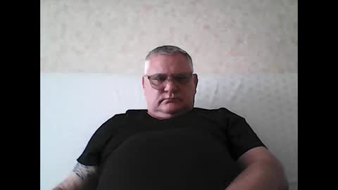 Thierrysymp online show from October 14, 2025, 3:57 pm
