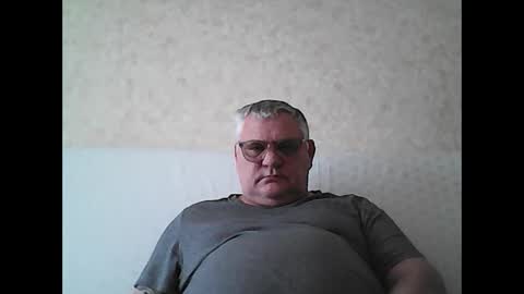 Thierrysymp online show from November 16, 2025, 10:21 am