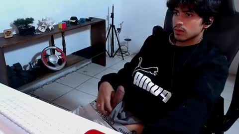 thieves_us online show from November 24, 2025, 7:08 am