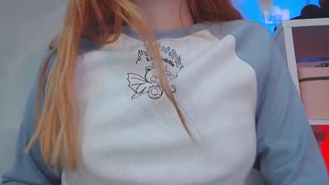 Snapshot of thin33 chatting on December 15, 2024, 3:13 am sara online show from December 15, 2024, 3:13 am