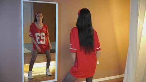 Snapshot of this_is_lilly chatting on May 25, 2026, 3:07 pm Lilly online show from May 25, 2026, 3:07 pm