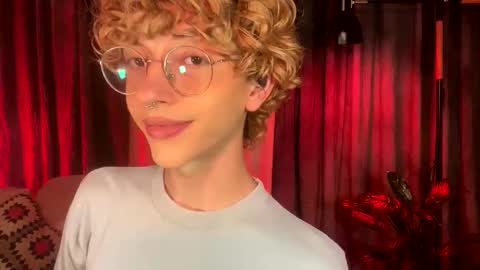 Damiano online show from May 7, 2026, 9:53 pm