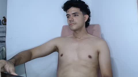 Snapshot of thisisnik chatting on March 2, 2025, 3:13 am thisisnik online show from March 2, 2025, 3:13 am