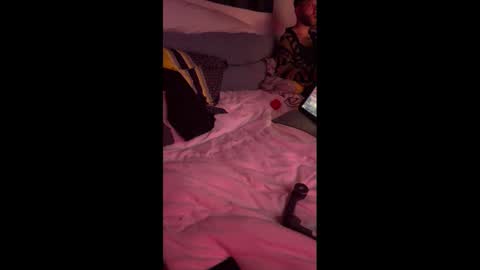 thixxdutchbamboo online show from February 27, 2026, 3:17 am