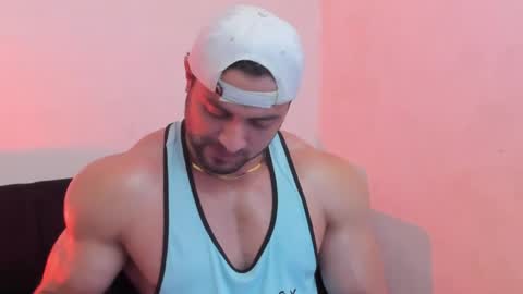 Snapshot of thomas_brandon chatting on April 23, 2026, 12:29 pm Thomas Brandon online show from April 23, 2026, 12:29 pm