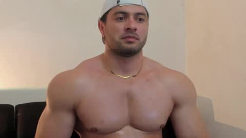 Snapshot of thomas_brandon chatting on April 28, 2026, 2:27 am Thomas Brandon online show from April 28, 2026, 2:27 am