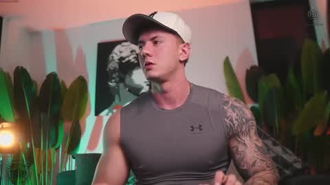 Thomas Falcon online show from November 15, 2025, 1:03 am